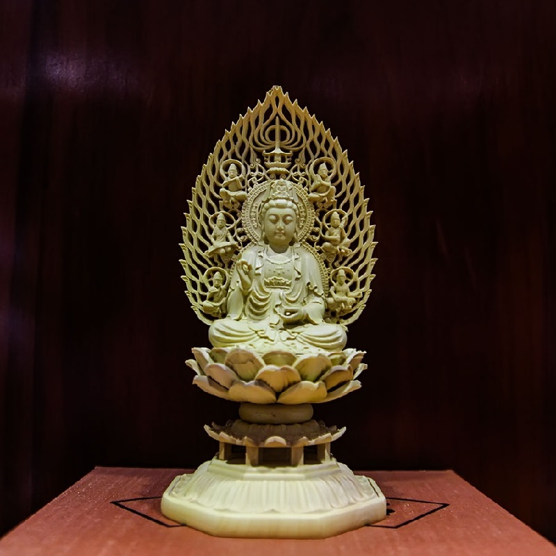 Tượng đá Quan Âm Bồ Tát có nhiều ý nghĩa tâm linh và phong thủy với những Phật tử